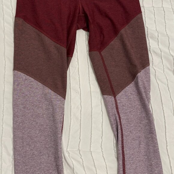 TWO PIECE SET (Leggings + Top) Outdoor Voices - Picture 5 of 5